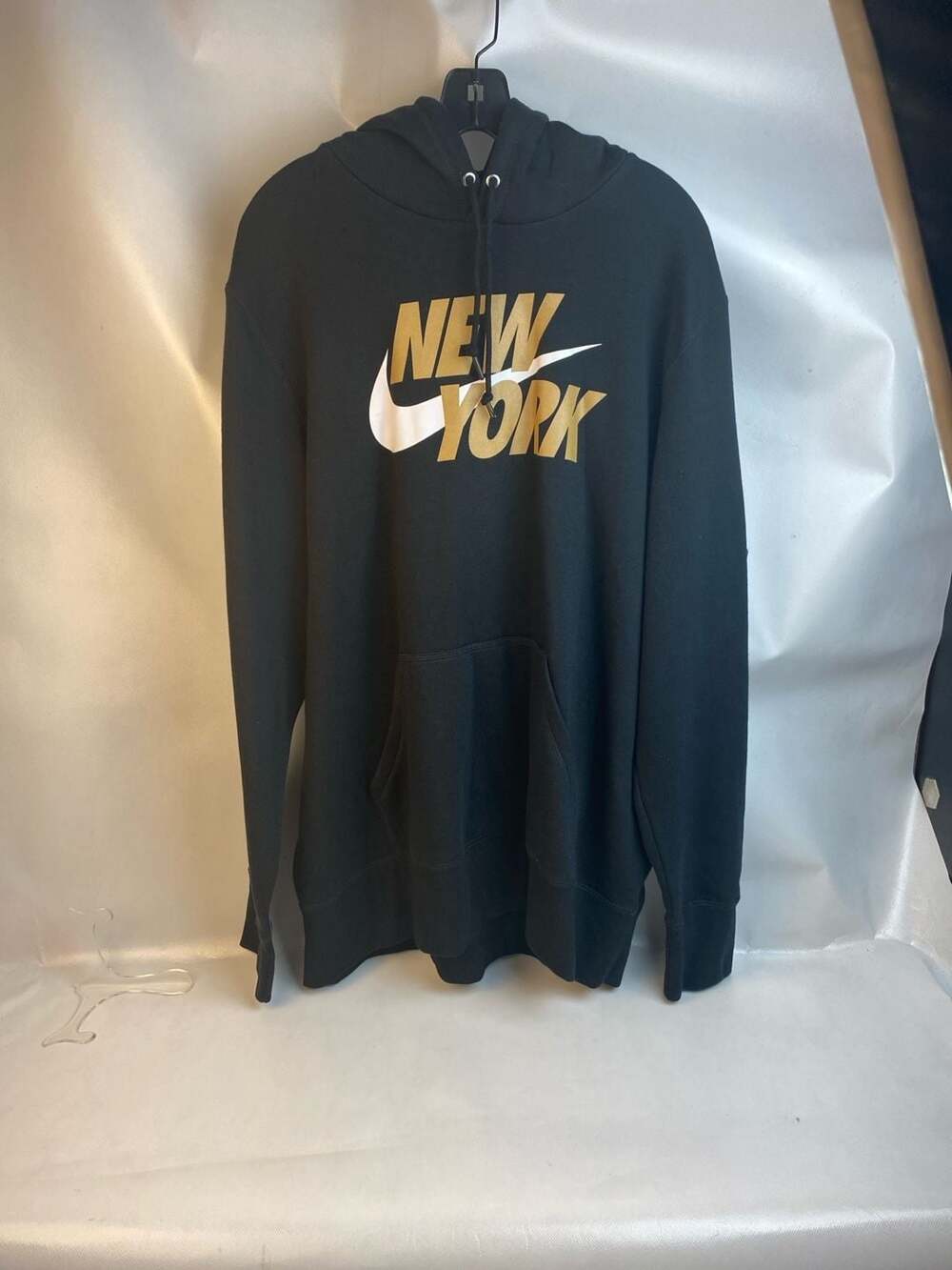Nike New York City Graphic Pullover Hoodie Black Gold